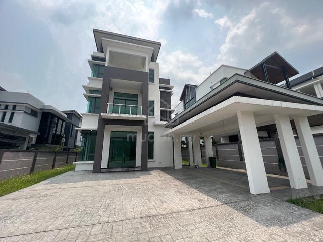 {Playground} 3sty 7542sf LIFT Bungalow Wira Mutiara Bandar Sungai Long 1