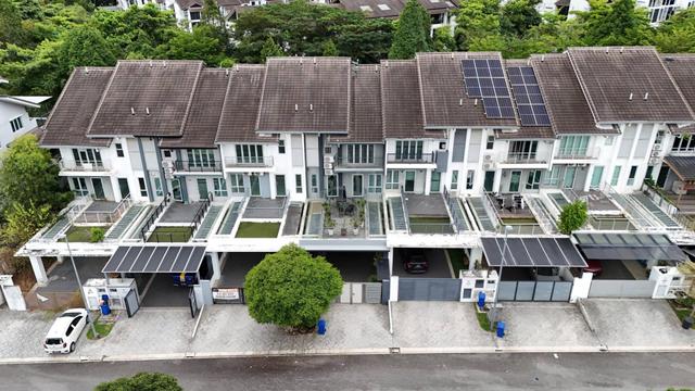 Serissa Terrace Denai Alam, 3 Storey RENO Facing Green Area 1