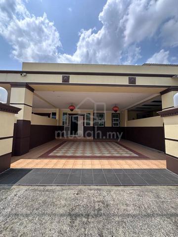 Double Storey Terrace Intermediate Stapok 1