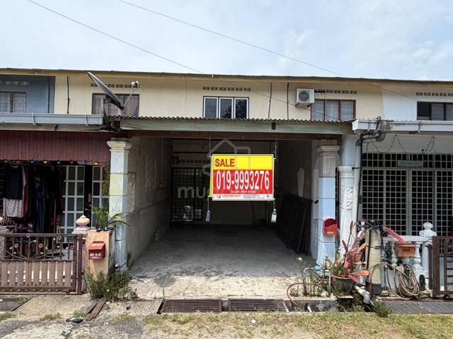 Teres 2 tingkat Sura Hujung, Dungun 1