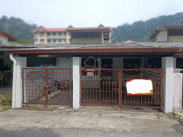 RUMAH TERES SETINGKAT SEMAMBU Murah 1