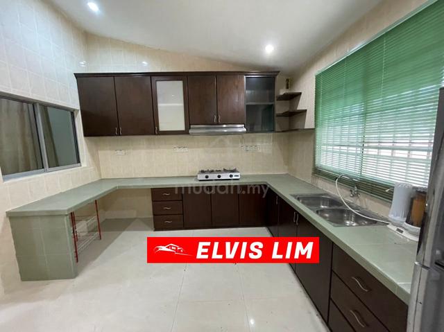 Corner 2 Storey terrace Batu Maung 3048sqft Taman Iping 1