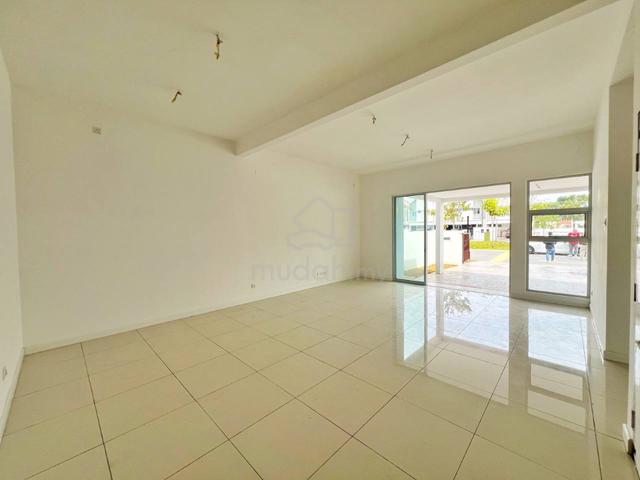 FREEHOLD NEW UNIT 2225ft 2 Storey House Serene Heights Bangi 3