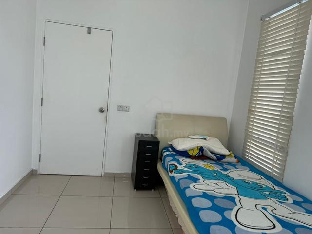Room to Rent Rumah di Setia Alam 1