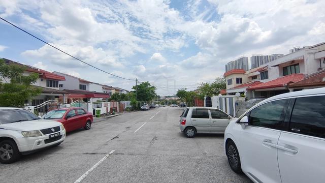 Sri Petaling 2 storey house 1