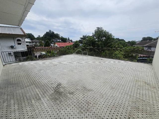 Big Land Double Storey Terrace Corner @ Peace Road, Town Area Pending 1