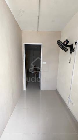 Room For Rent 1