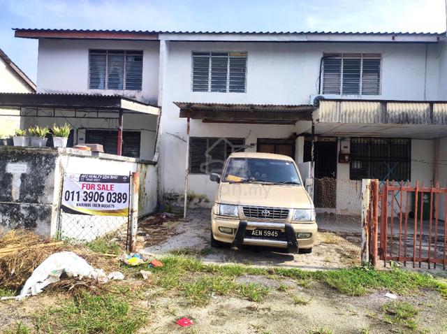Teres 2 Tingkat, Taman Cempaka 1