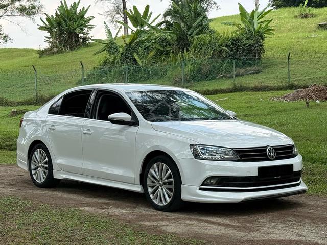 2017 Volkswagen JETTA 1.4 TSI HIGHLINE (CKD) - 1