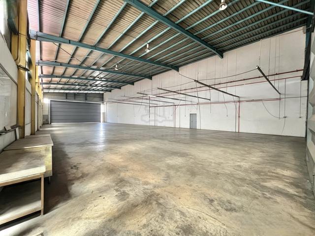 400Amp Pandamaran Factory Warehouse 18158sf 30feet High 1