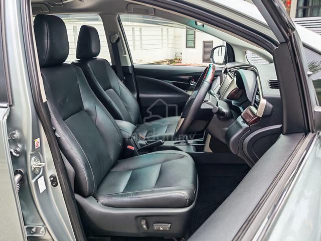 2018 Toyota INNOVA 2.0 X (A) WITH CAPTAIN SEAT !! - 4