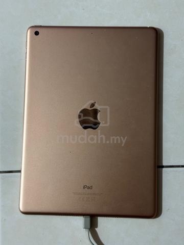 ipad 6th generation - photo 4 of 4