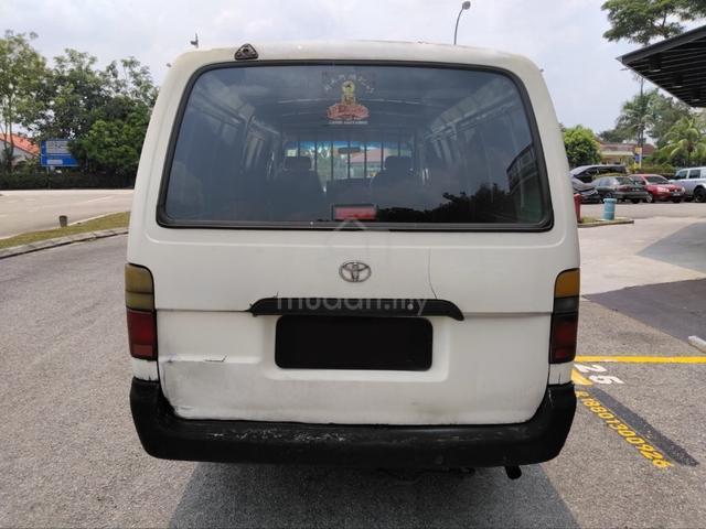 2001 Toyota Haice Panel Van 2.5 MT Direct Owner - 4