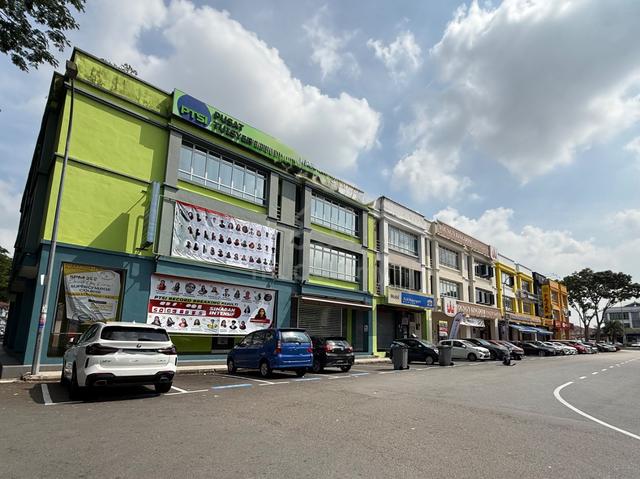 Taman Seri Orkid @ Skudai Three Storey (Ground Floor) Shoplot FOR RENT 1