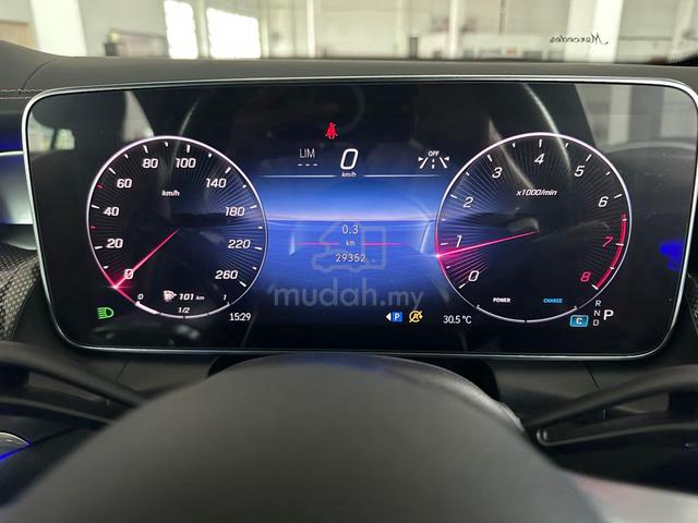 2023 Mercedes Benz GLC300 2.0 AMG LINE Mil 29K Km - 4