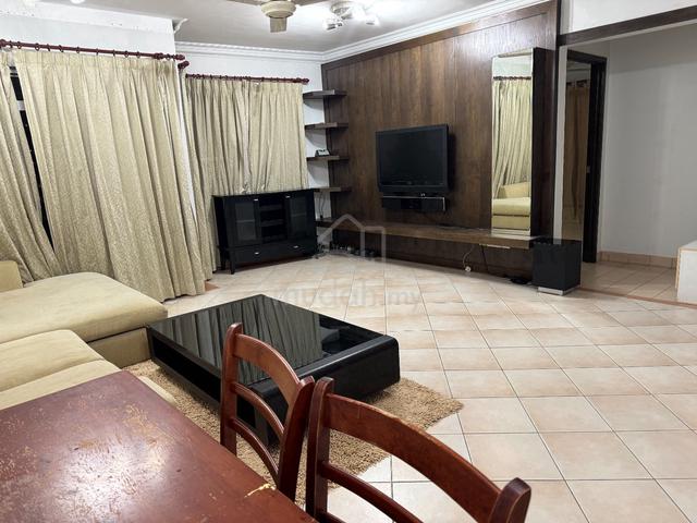 Perdana Exclusive Condo 1