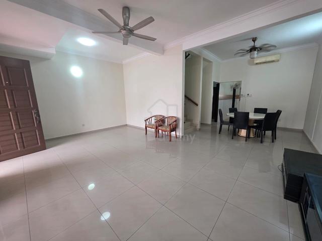 Fully Furnished 4 Room Landed House Seksyen 7 Shah Alam 1