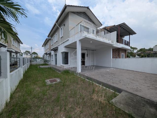 SEMI D Taman Desiran Bayu Puchong Double Storey 1
