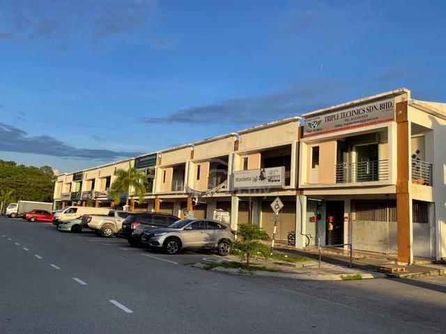 Klang Bandar Parklands Shop End Lot Unit for Rent 1