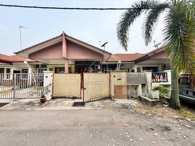 Single Storey Terrace House “FREEHOLD” Taman Dato Hormat, TPG 1