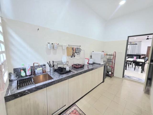 SemiD Setingkat Taman Beserah Ria Fully Furnish Lengka 1
