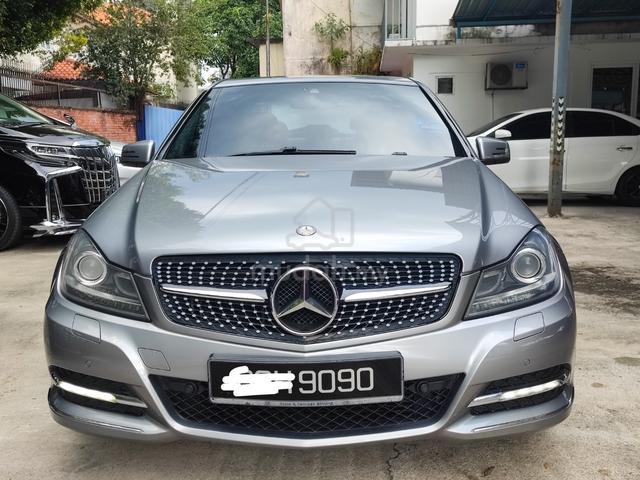 2014 Mercedes Benz C200 CGI ( full spec ) - 2