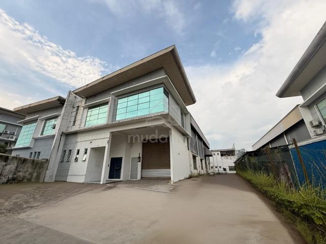 Kempas Utama Light Industrial Semi D Factory 8100sqf Side Extended 1