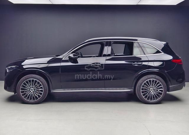 2024 Mercedes GLC350e Low Mile 7K KM Warranty 2028 - 5