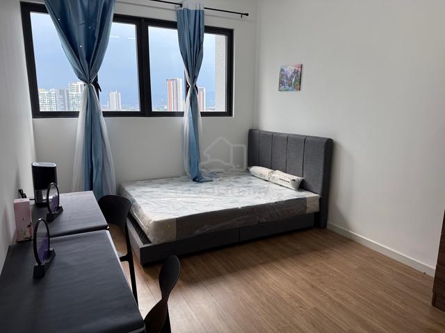 Experience Luxury Living | Exclusive Middle Room for Ladies @ M Astra 1