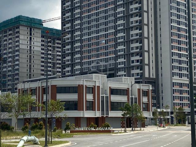 [Corner Shop-office] Horizon Square, bandar sunsuria Sepang, Dengkil 1