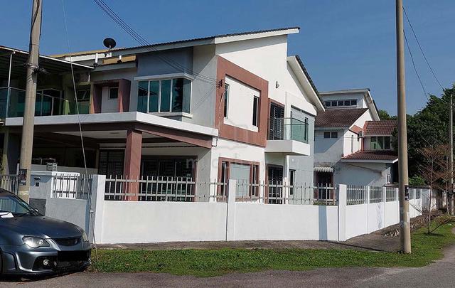 2-Storey Corner Lot Terrace House For Rent 1