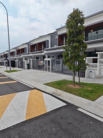 New Brand Freehold Double Storey at Semenyih 1