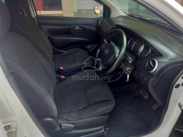2011 Nissan GRAND LIVINA 1.6 IMPUL (A) - 3