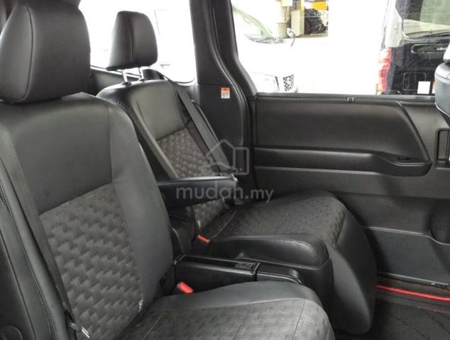 [BEST DEAL] Toyota VOXY 2.0 S-Z (7 SEATER) 2022 - 5