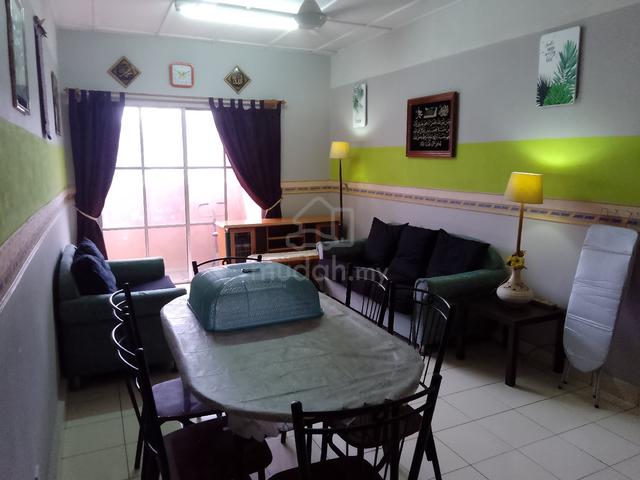 Palma Puteri 1