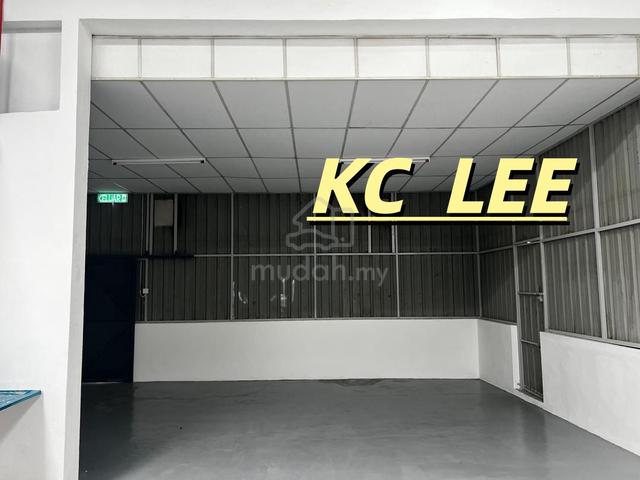 1.5 Storey Industrial For Rent @ Permatang Tinggi , Bukit Mertajam 1