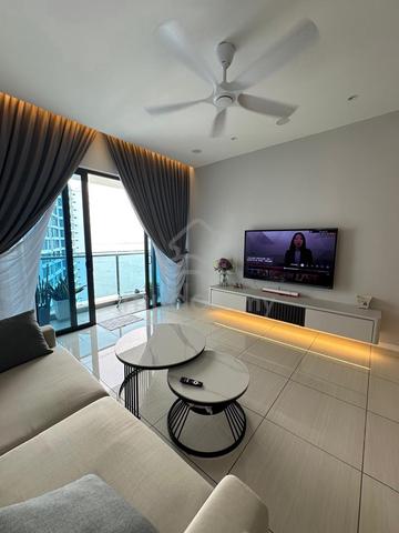 Queens Residences Q1 @ Queens Waterfront 1