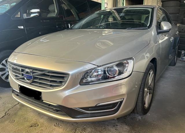 2017 Volvo S60 2.0 T6 DRIVE-E (A)FS120273KM 1YRWNT - 4