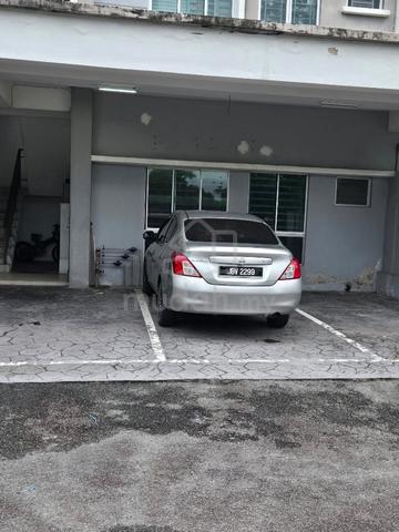 Townhouse Taman Tropika 2, Sungai Tangkas Kajang 1