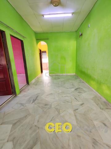 Value Buy 1 storey terrace end lot near Bukit Minyak Industrial Park 1