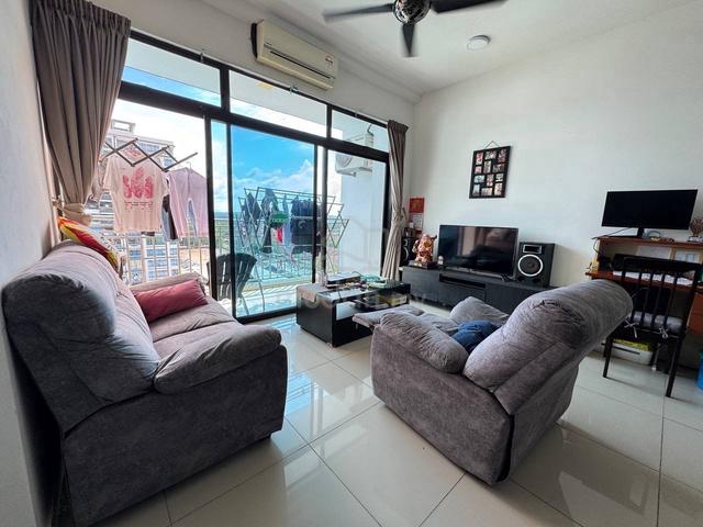Seri Austin Residence Luxury Apartment 1