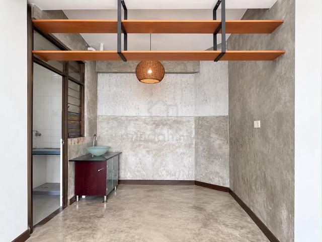 Pantai Apartment 1