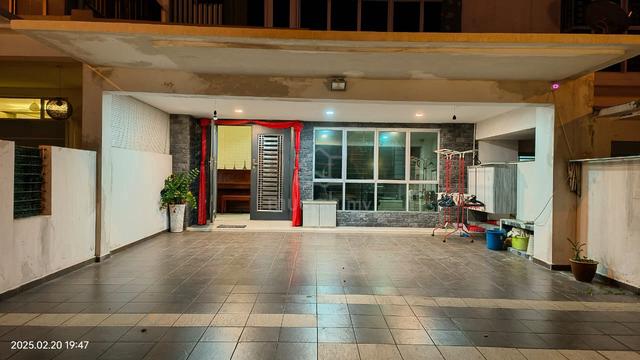 Taman Nusa Sentral/ NearTuas&CIQ/ 4Bed3Bath 1