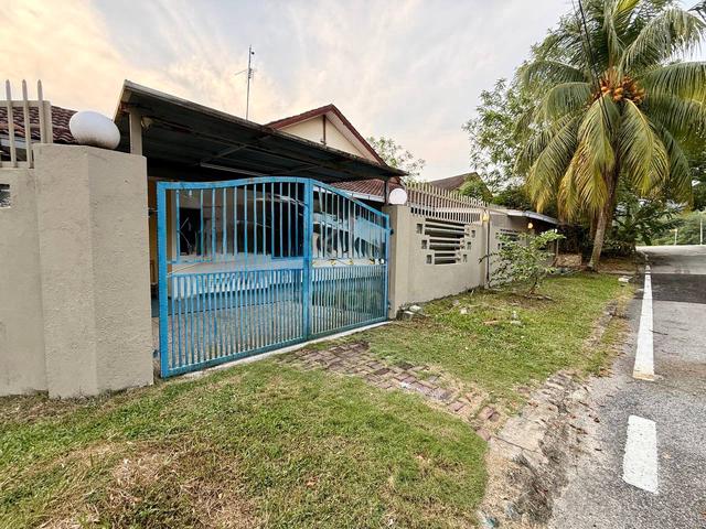 CORNERLOT NONBUMI Single Storey Jalan Lawangsari 2 Sungai Buaya Rawang 1