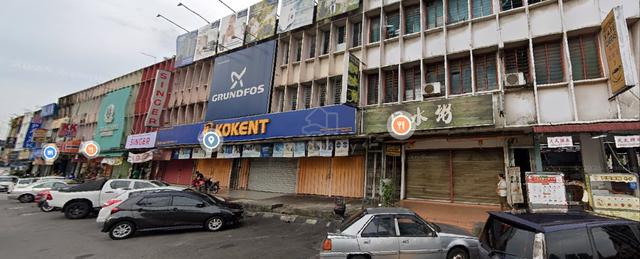 Ground Floor Shoplot for Rent – Cheras (Near MRT Maluri) 1