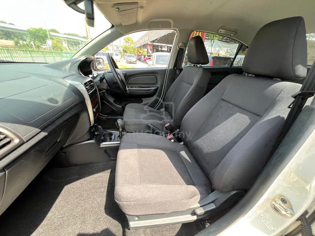 Proton SAGA 1.3 PREMIUM (A) R/Camera, Loan Credit - 5