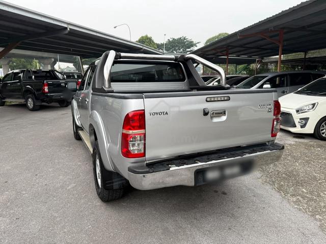 2014 Toyota HILUX 2.5 DOUBLE CAB 4X4 (A) - 3
