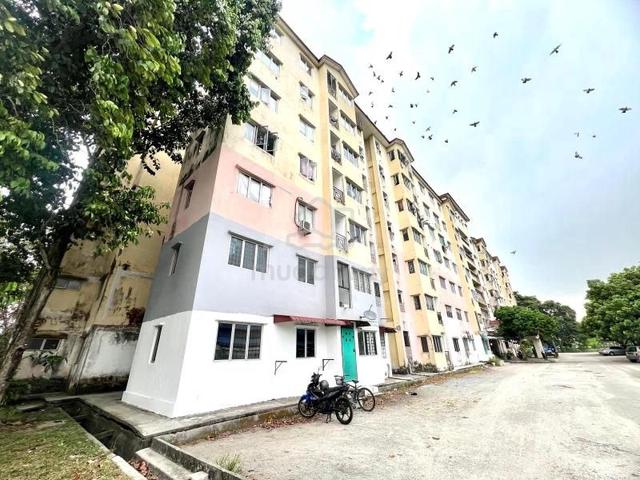 Meru Courts 1