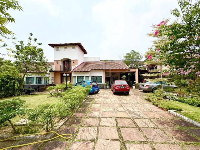 2.5 Storey Bungalow Jalan Tembaga, Seksyen 7, Shah Alam 1