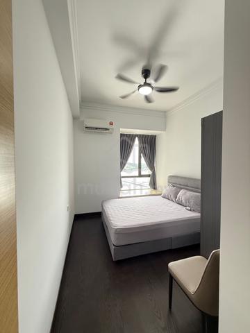 R&F Princess Cove / Common room / Seaview / JB town / Walking to CIQ 1